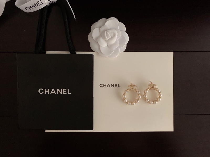 Ch**el earrings